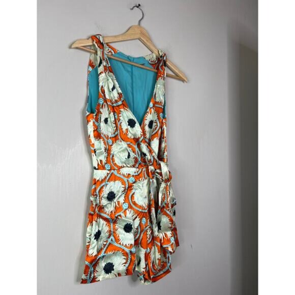NEW Alexis Kerissa Floral Print V-Neck Orange and Cream Sleeveless Romper - Picture 4 of 9